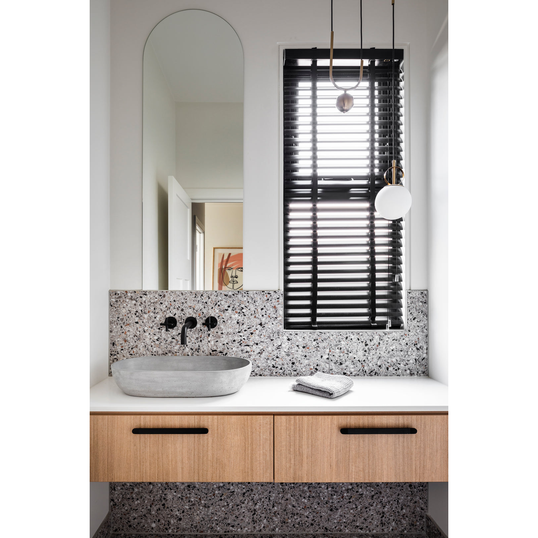 Meir Universal Round Curved Spout 130Mm Matte Black