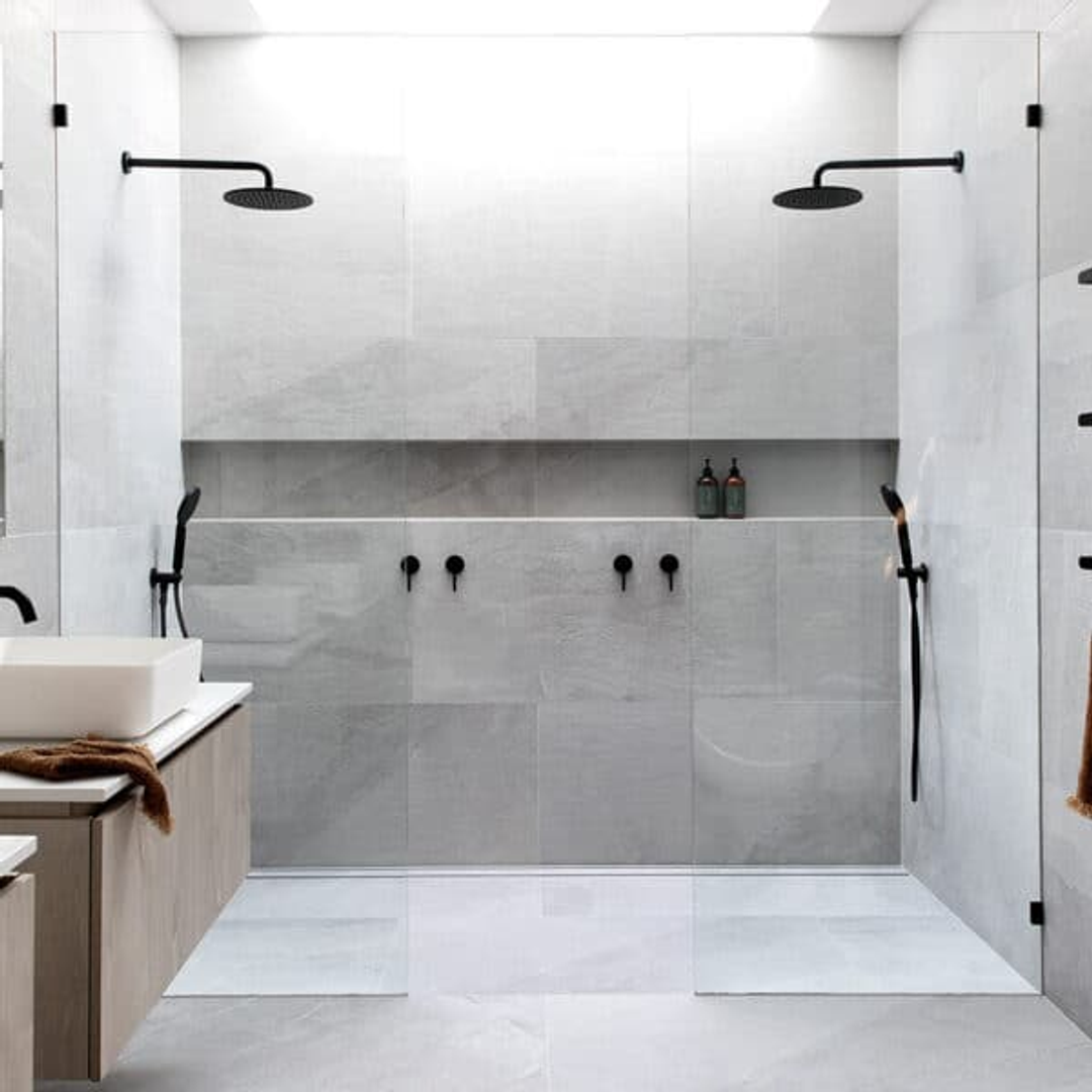 Lauxes Grates Slimline Tile Insert 21 Silver 2M