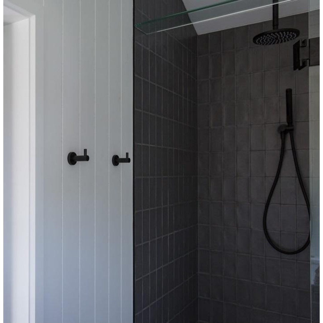 Meir Round Robe Hook Matte Black