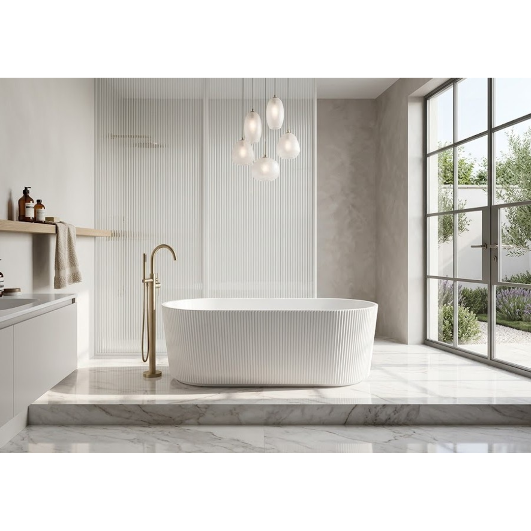 Linsol Cleo 1500Mm Freestanding Bath With Overflow Gloss White