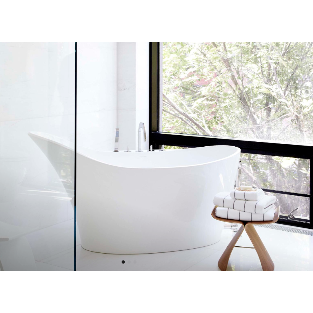 V+A Amalfi Freestanding Bath No Overflow Quarrycast White 1632mm