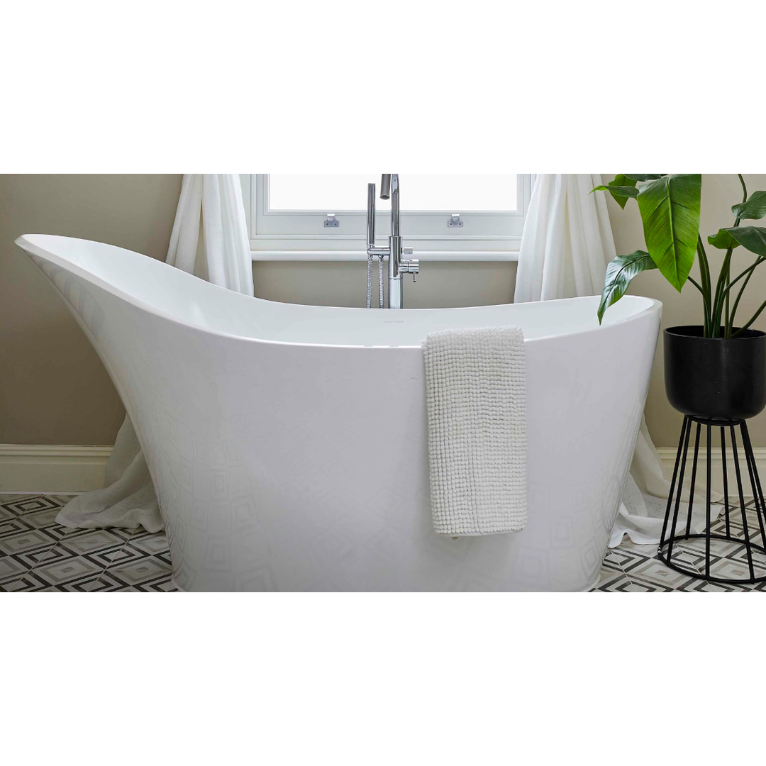 V+A Amalfi Freestanding Bath No Overflow Quarrycast White 1632mm