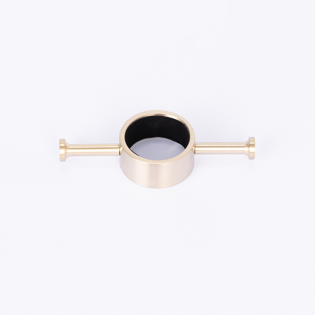 Radiant Brushed Nickel Vertical 950Mm Round Non Heated Single Bar Towel Rail