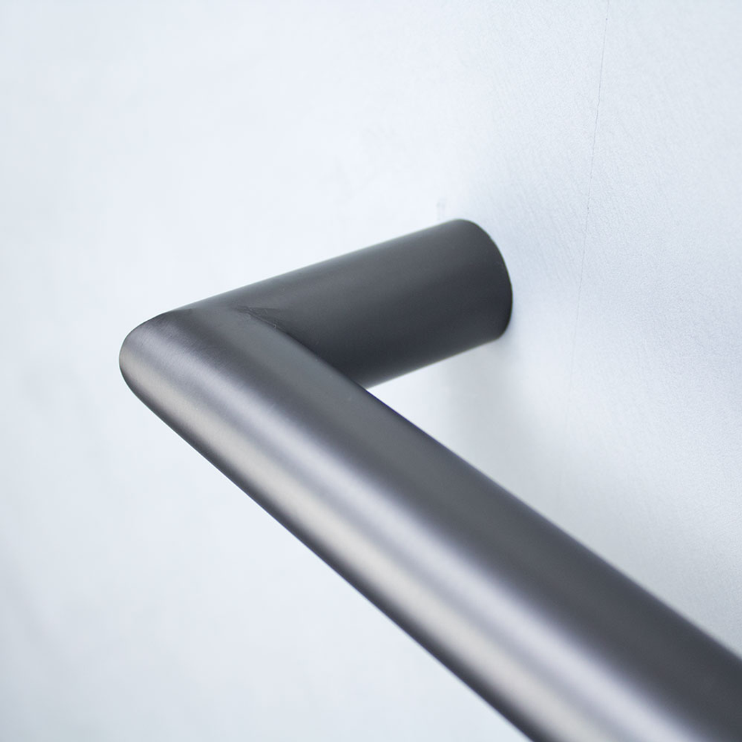 Radiant Gun Metal Grey 650Mm Non Heated Round Single Bar Towel Rail