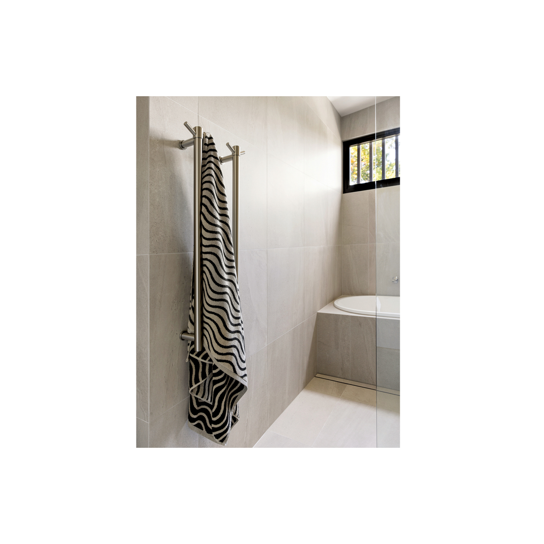 Phoenix Heated Towel Rail Round 800Mm Brushed Nickel