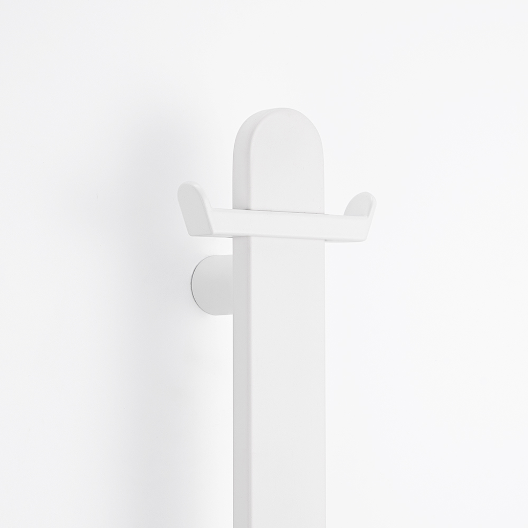 Radiant Vertical Flat Bar Hook Matt White