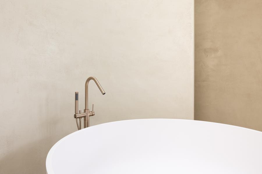 Meir Freestanding Round Bath Mixer With Hand Spray - Champagne - Burdens Plumbing