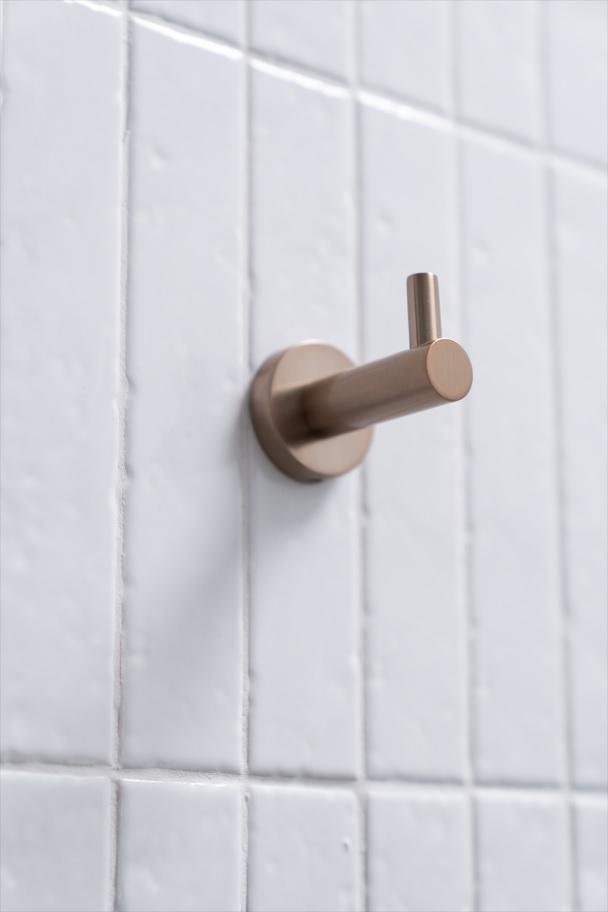 Meir Round Champagne Robe Hook - Burdens Plumbing