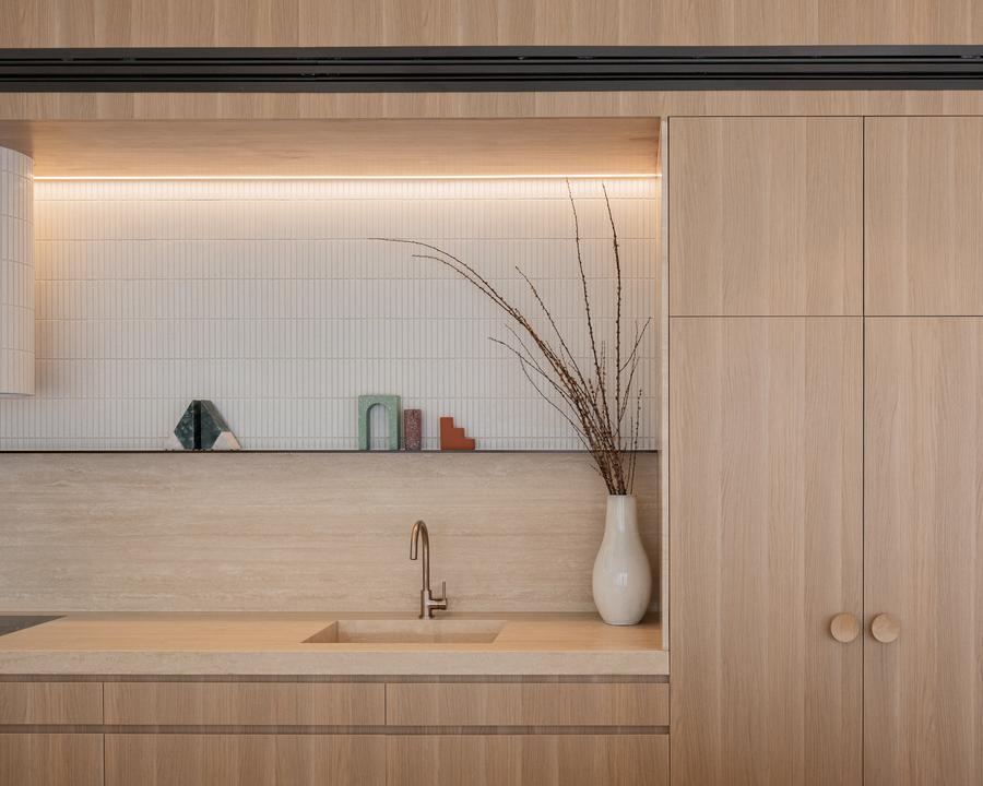 Meir Round Kitchen Mixer - Champagne - Burdens Plumbing