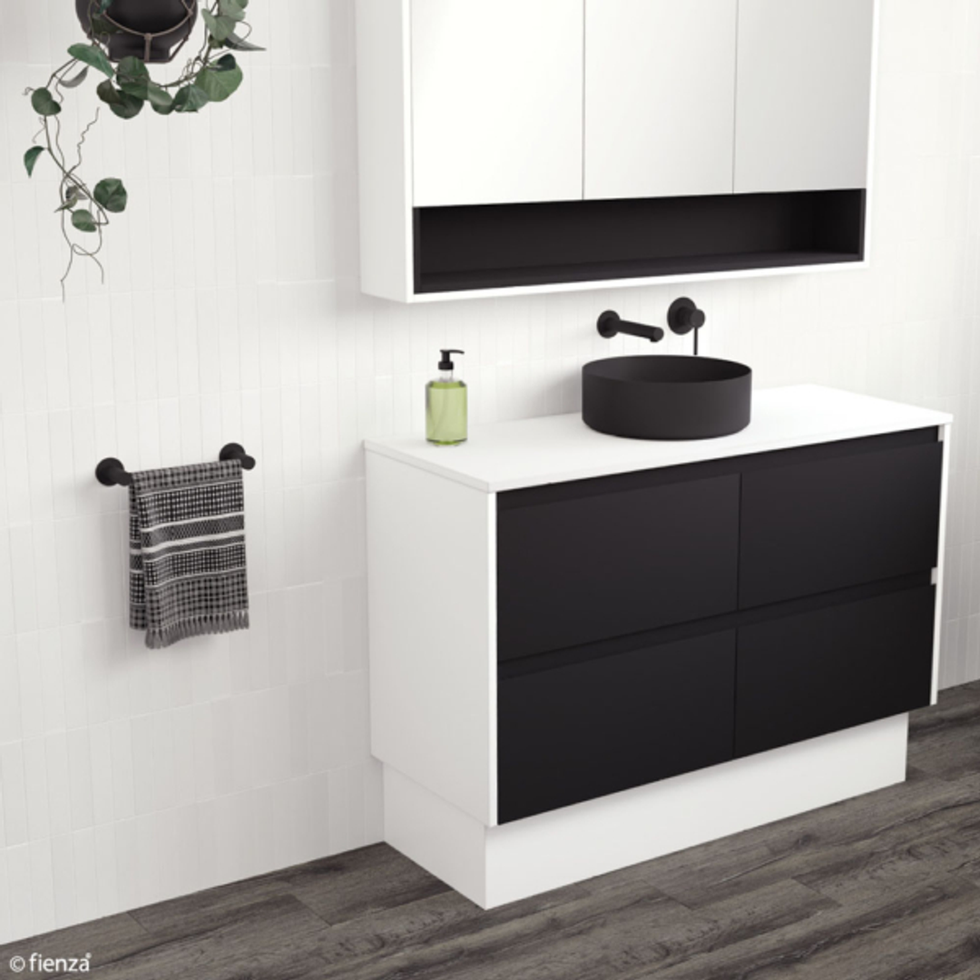 Hustle Hand Towel Rail 250Mm Matt Black(Fienza P#:82502)