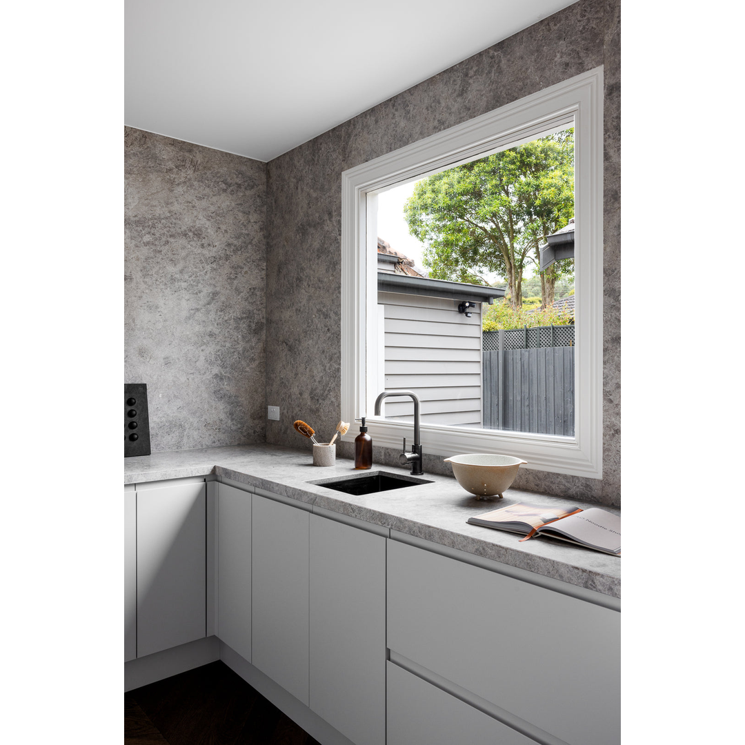 Meir Round Kitchen Mixer Tap Shadow