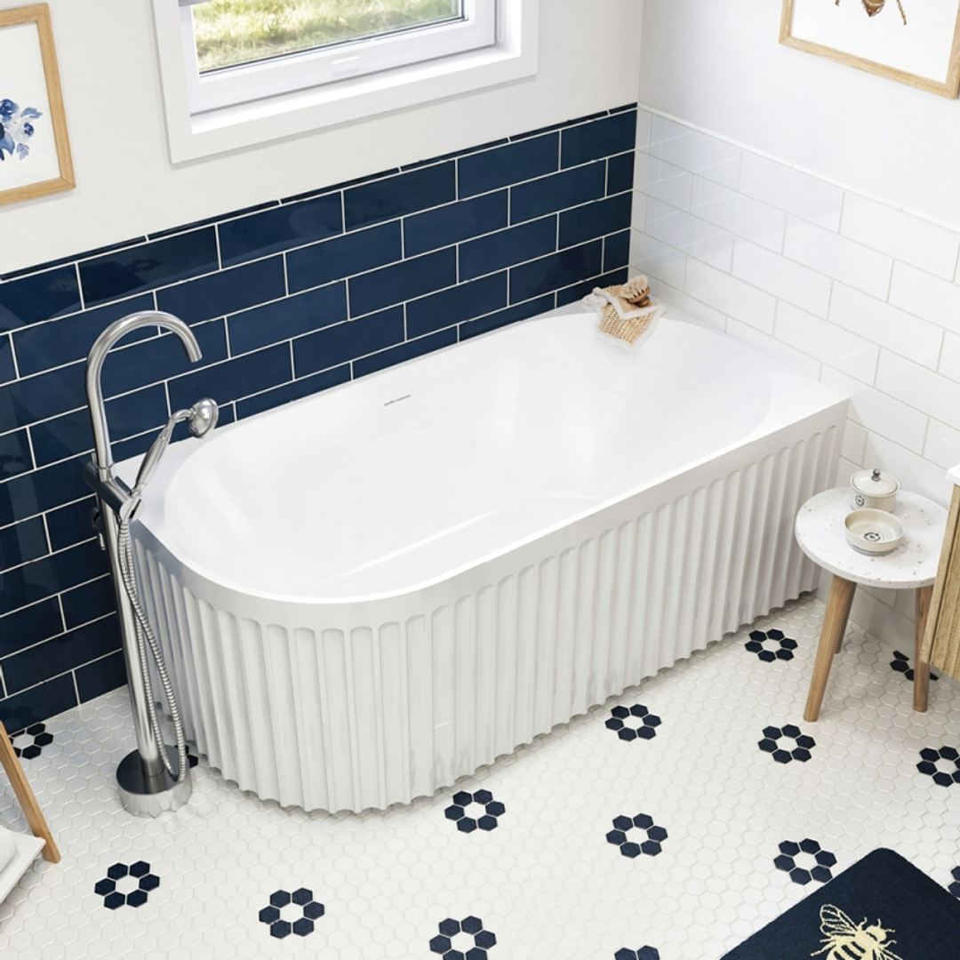 Fienza Eleanor 1500Mm Corner Left Hand Bath Gloss White 1500X750X580Mm Fr713-1500