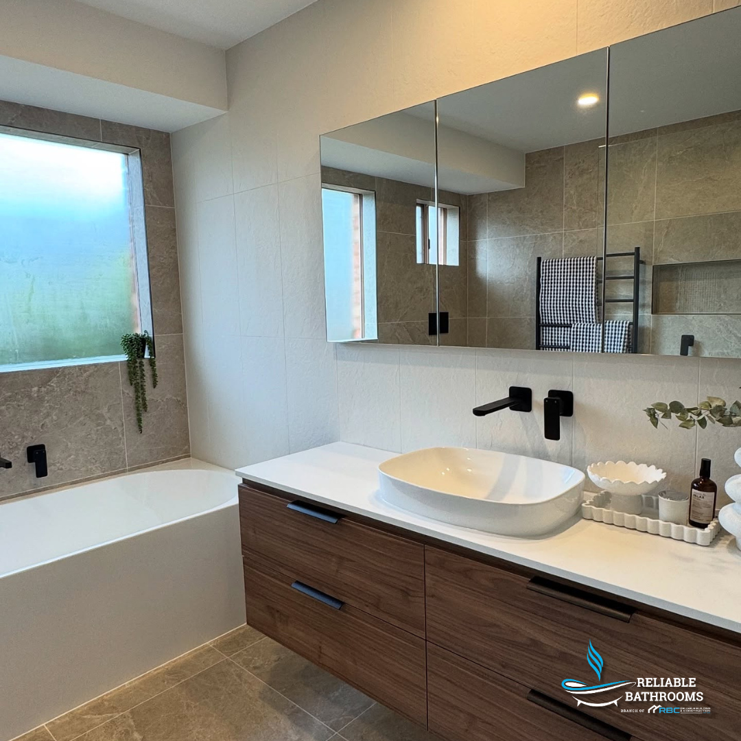 Fienza Tono Basin/Bath Wall Mixer 160Mm Outlet Set Small Square Plates Matte Black