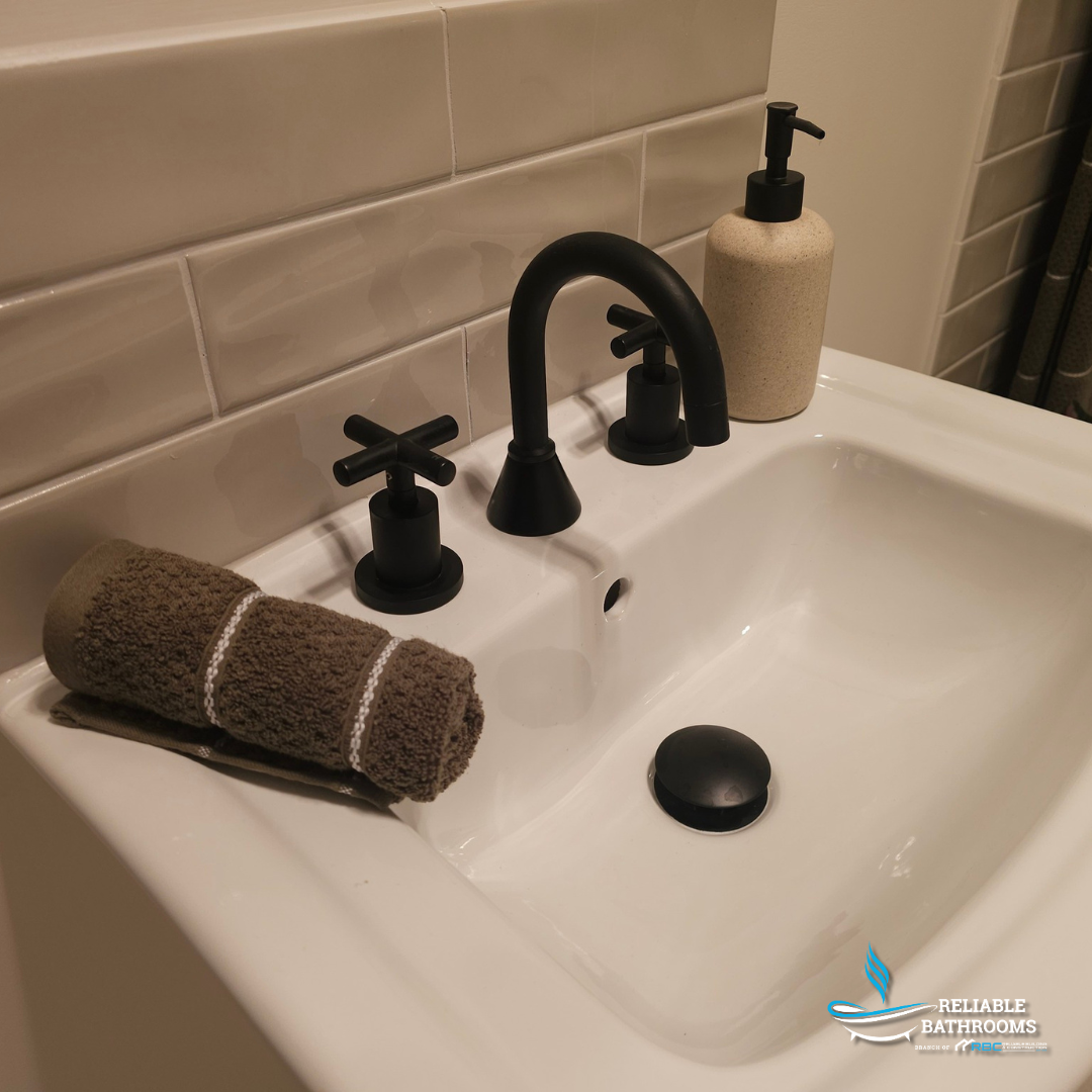 Fienza Washington 560 Wall Basin With Pedestal 560X420mm 1 Tap Hole White