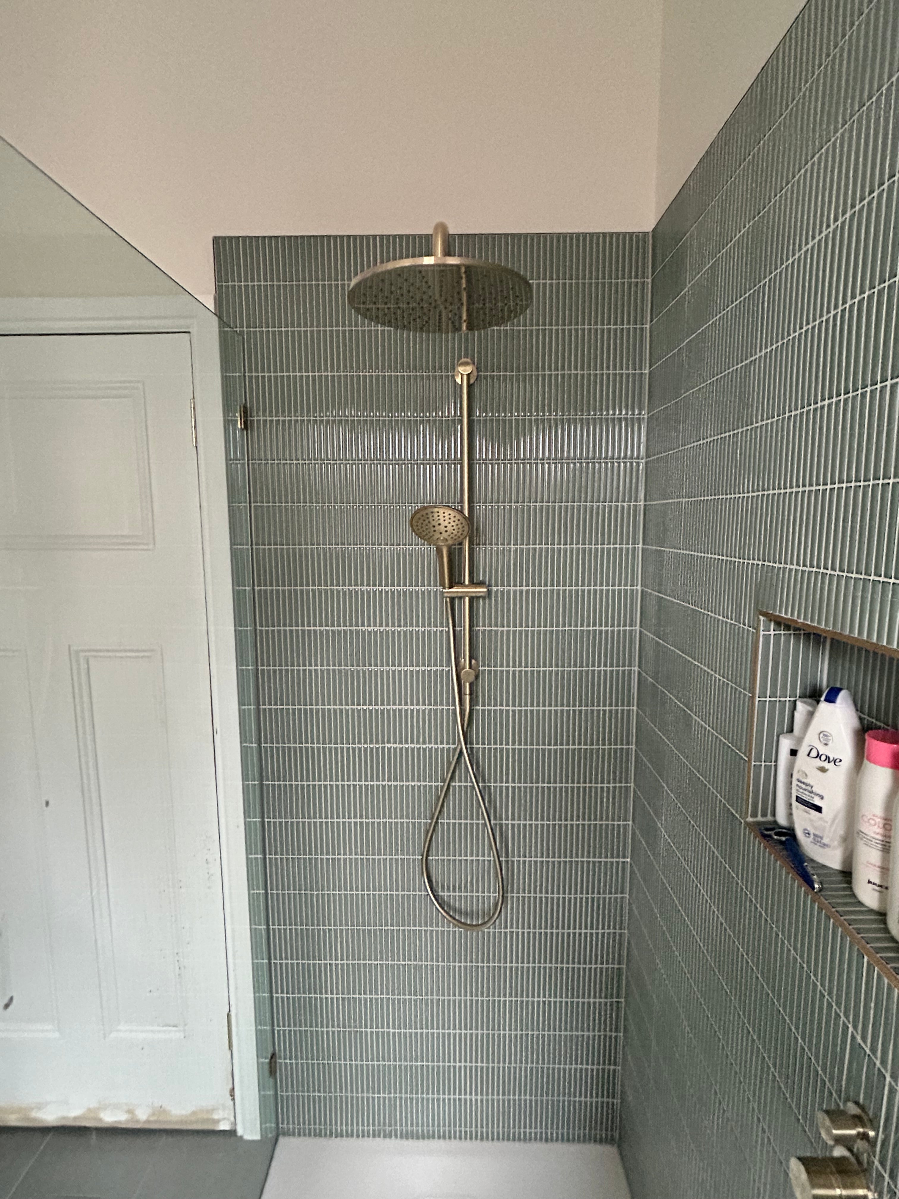 Nero Mecca Twin Shower With Air Shower II - Brushed Gold