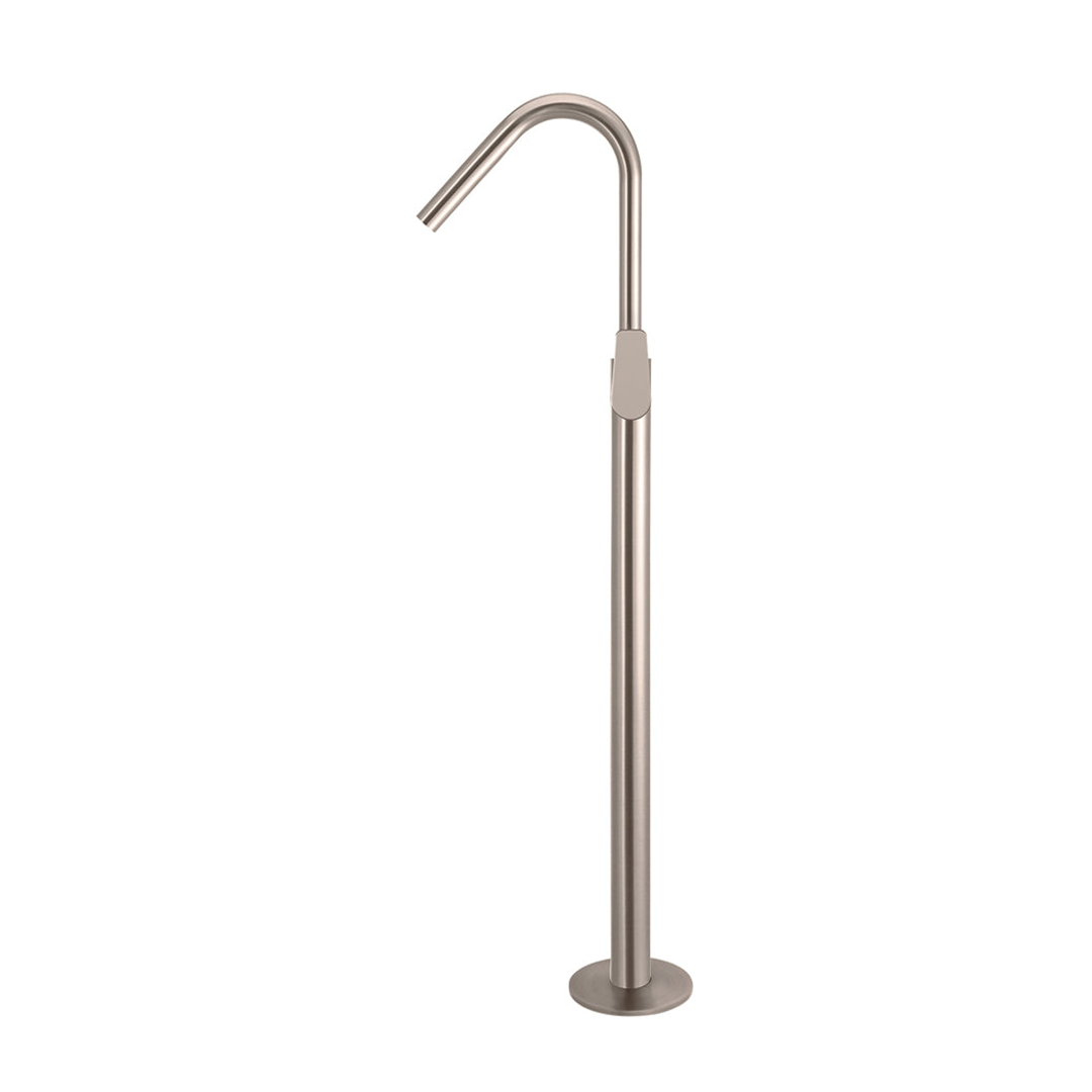 Meir Round Paddle Freestanding Bath Spout And Hand Shower Champagne