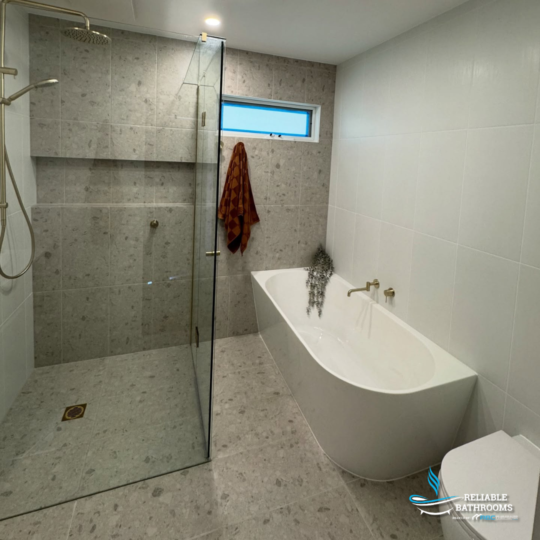 Oceano Eco 1500 Corner Bath Left Hand White 1500mm X 730mm