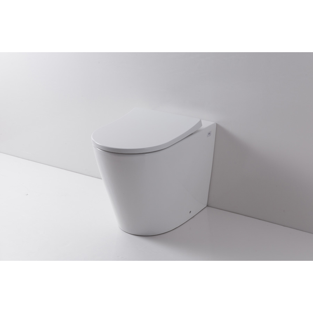 Decina Rebee Wall Faced Pan & Geberit In-Wall Cistern & Chrome Square Buttons