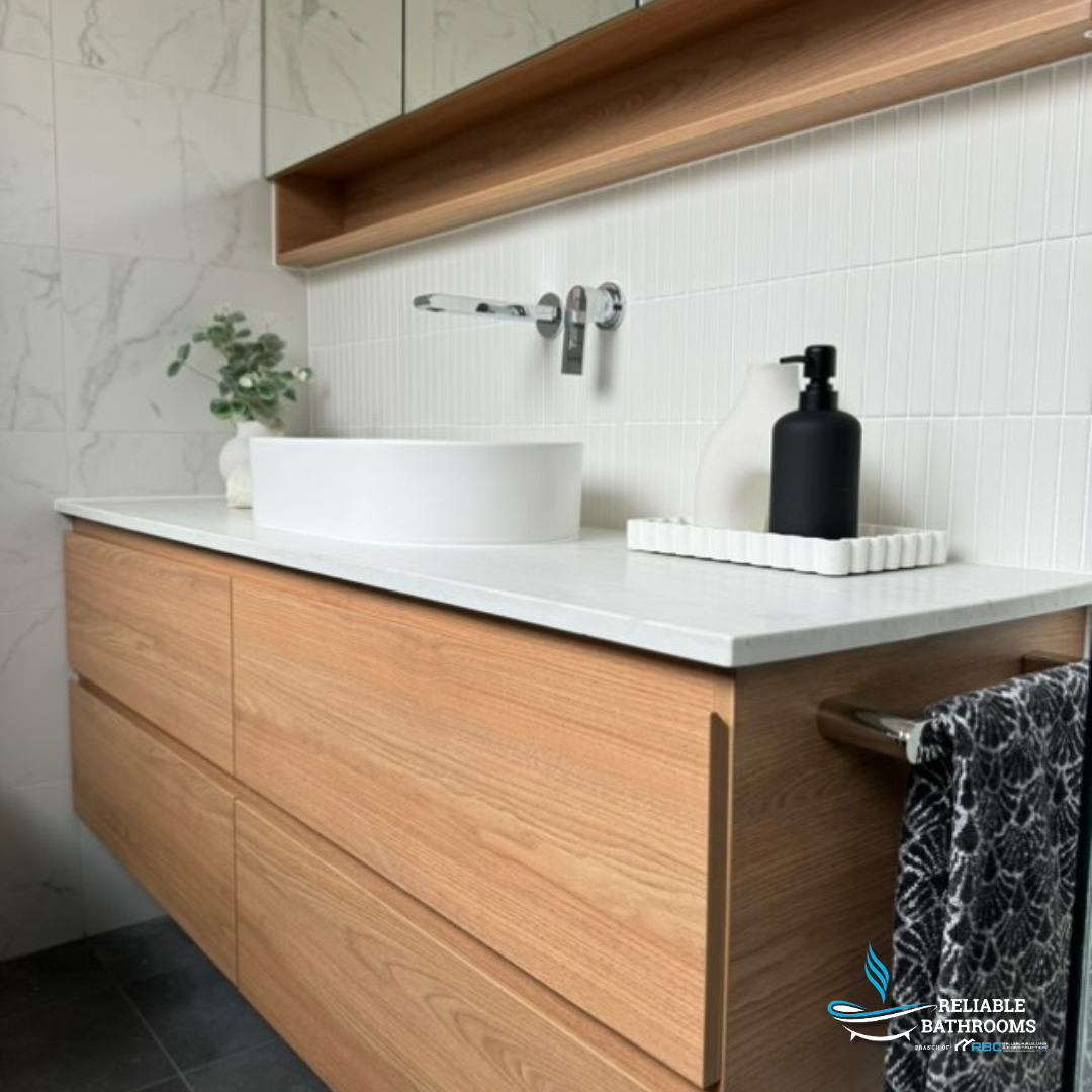 Nero Bianca Hand Towel Rail Chrome