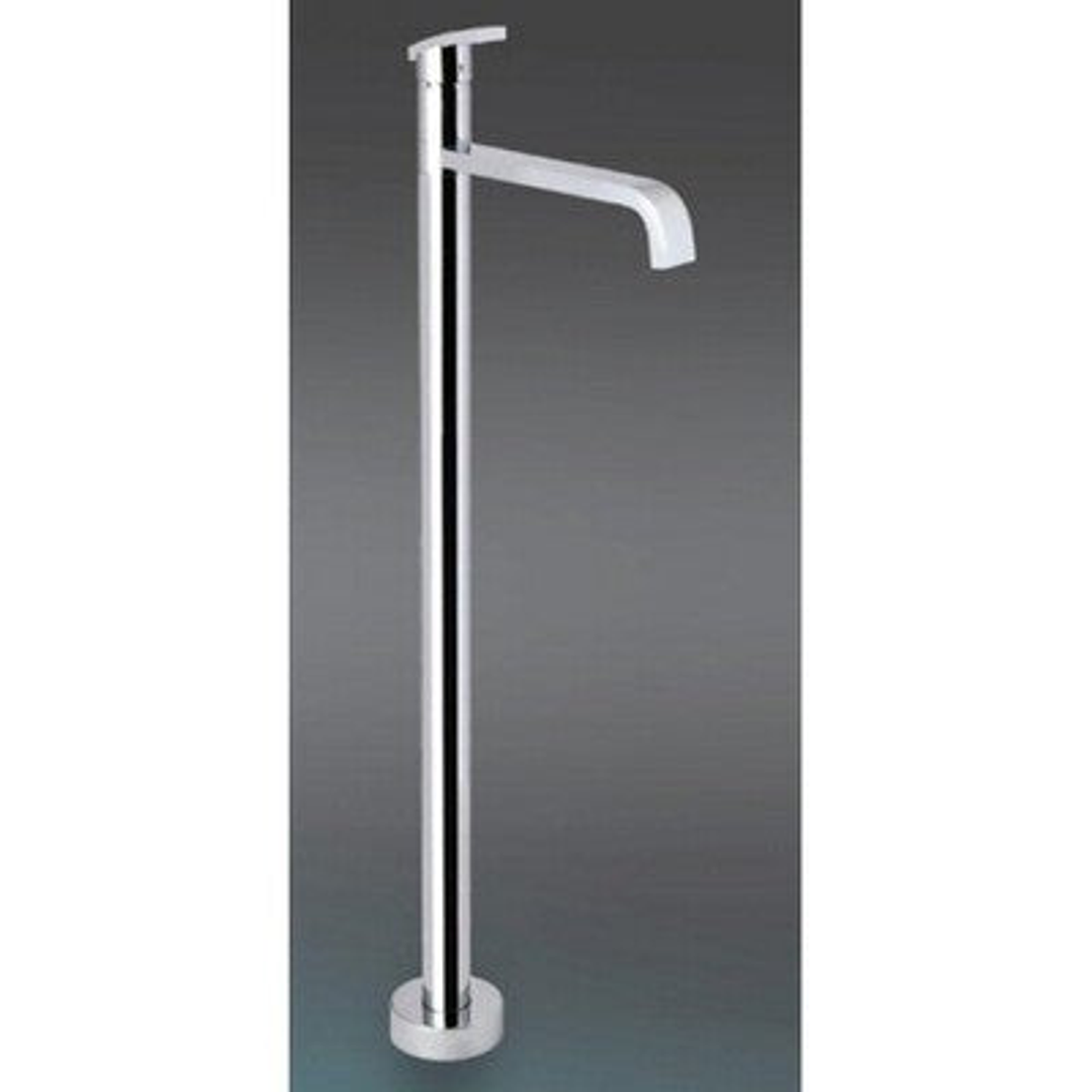 Ram Aviad Bath Filler Swivel   Chrome