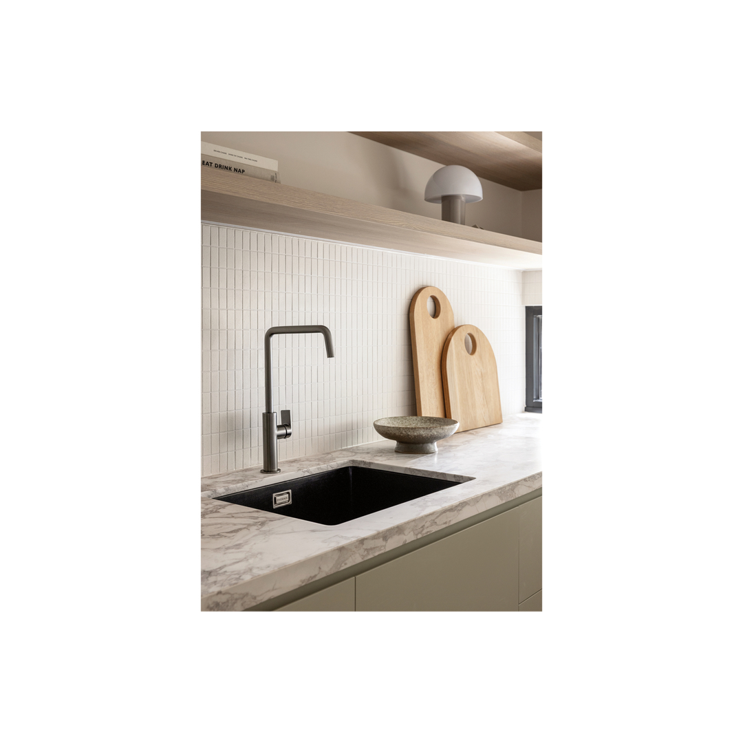 Phoenix 5000 Series Large Single Bowl Sink
