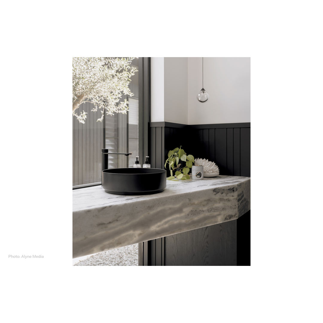 Phoenix Axia Vessel Mixer Matte Black