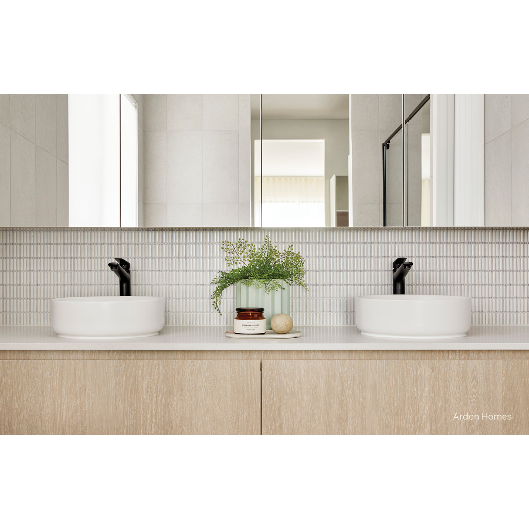 Phoenix Arlo Basin Mixer Matte Black 151770010
