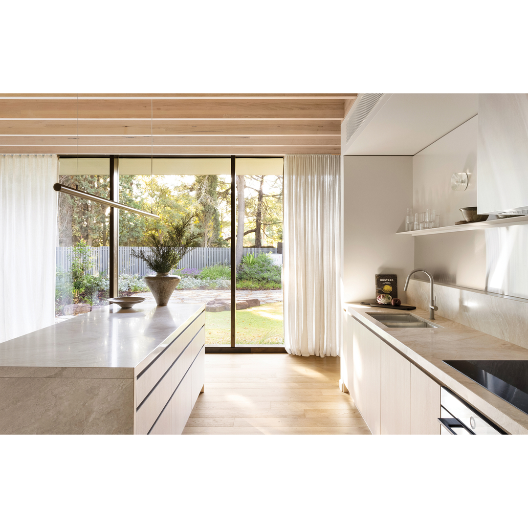 Phoenix Vivid Slimline Pull Out Sink Mixer - Brushed Nickel